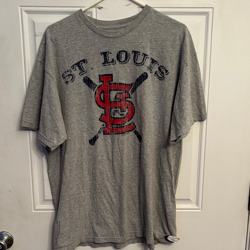 St. Louis Cardinals T-shirt size XL
